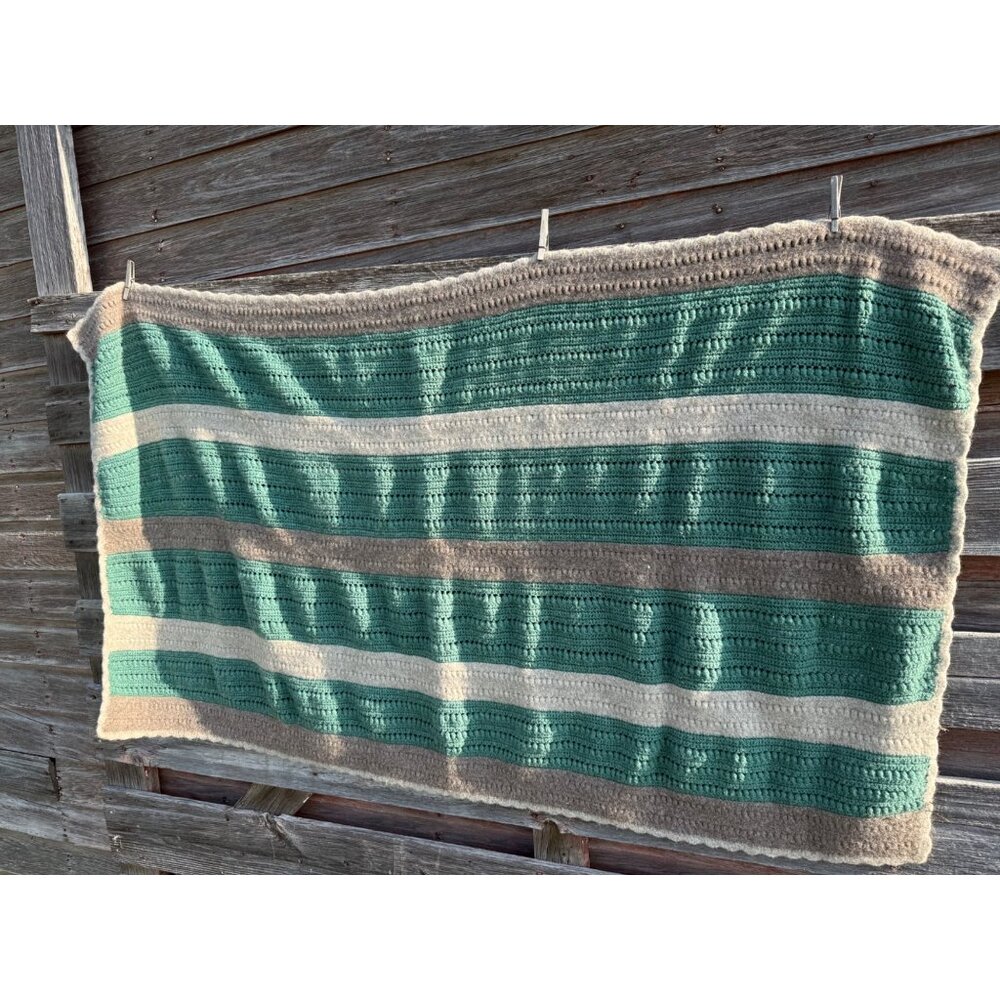 Vintage 70's Small Afghan Wool/acrylic Green Beige Gray 61x46"